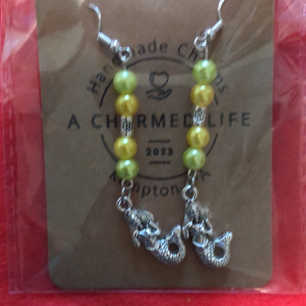 Mermaids 🧜‍♀️ “Shoulder Drop” Beaded Dangle Earrings. NWT, Handmade - Picture 7 of 7